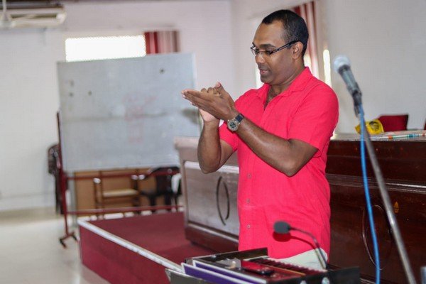 An entertainment program for the good mental health of the elderly community in Homagama (2023-07-06)